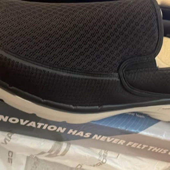 BRAND NEW men skechers Skechers go walk on slip on ortholite shoes size US 13 - Picture 5 of 10